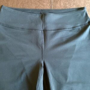 Lands End black leggings size L